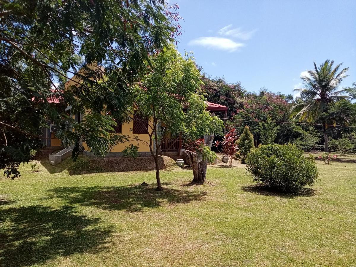 Villa De Lagoon View Тангалла Экстерьер фото