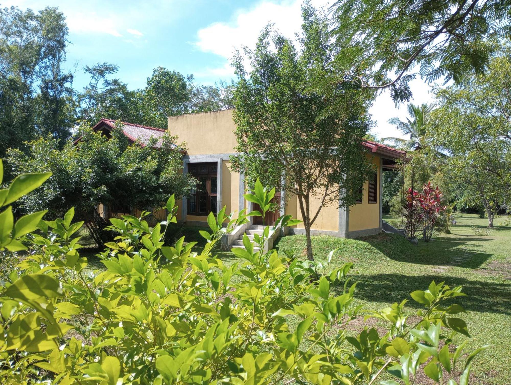 Villa De Lagoon View Тангалла Экстерьер фото