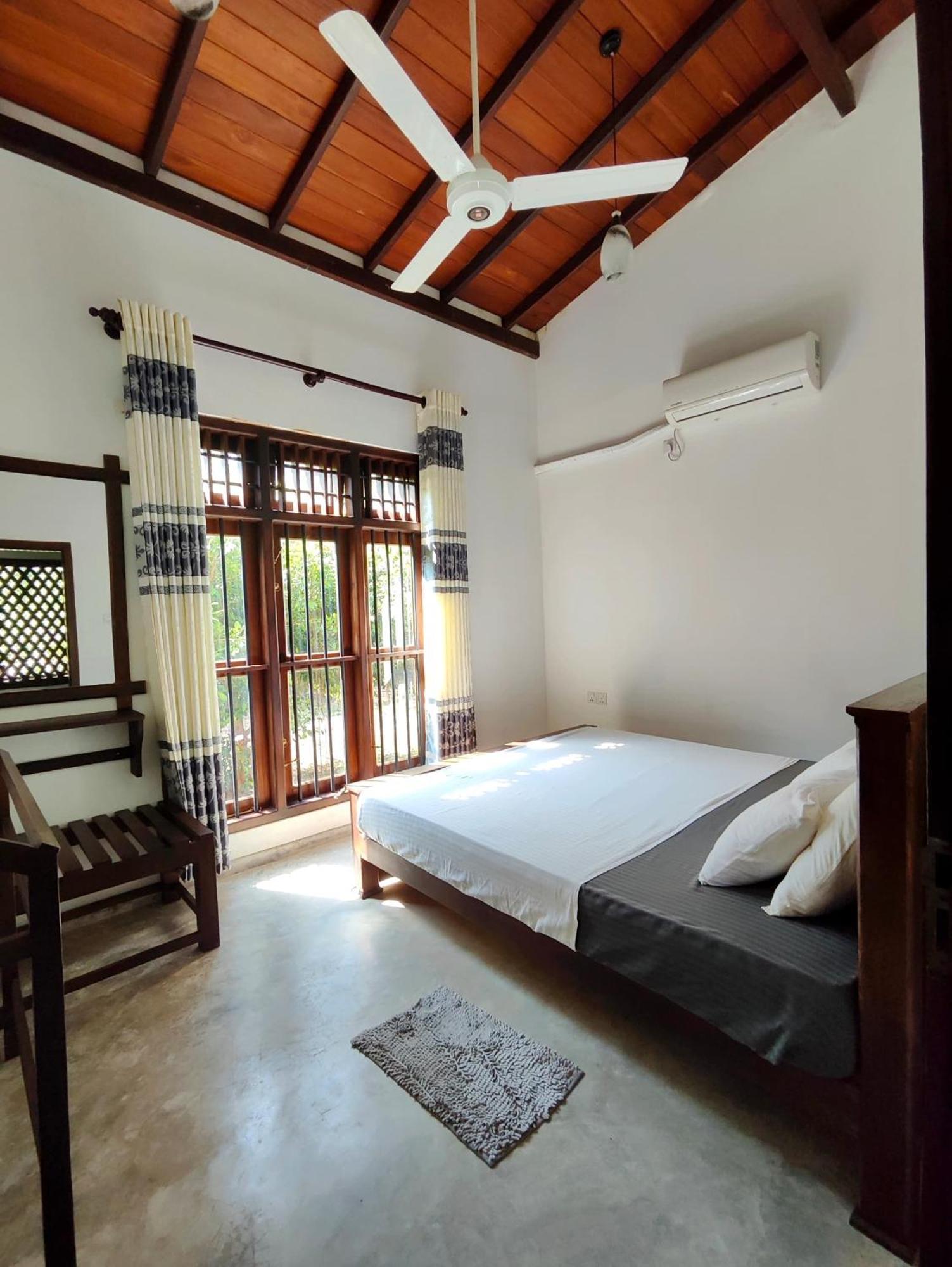 Villa De Lagoon View Тангалла Экстерьер фото