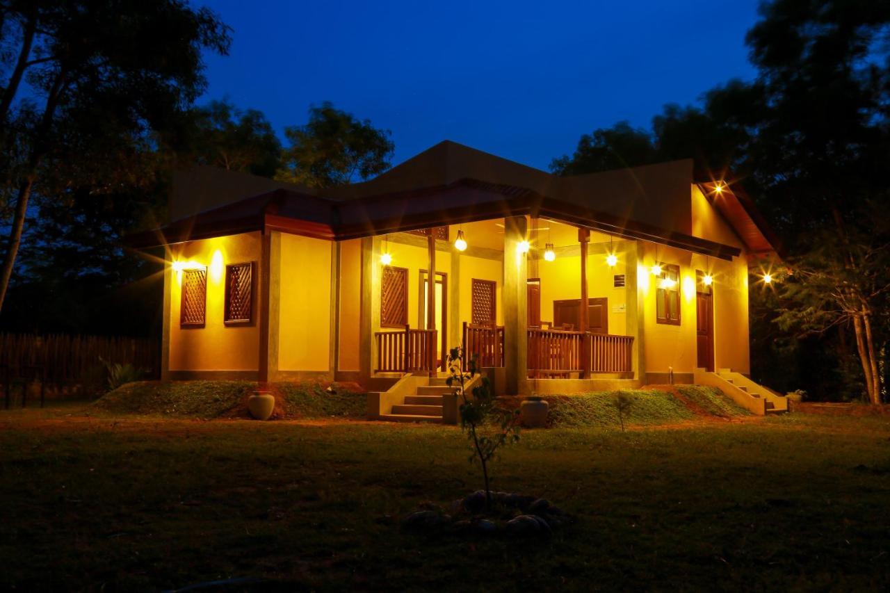 Villa De Lagoon View Тангалла Экстерьер фото